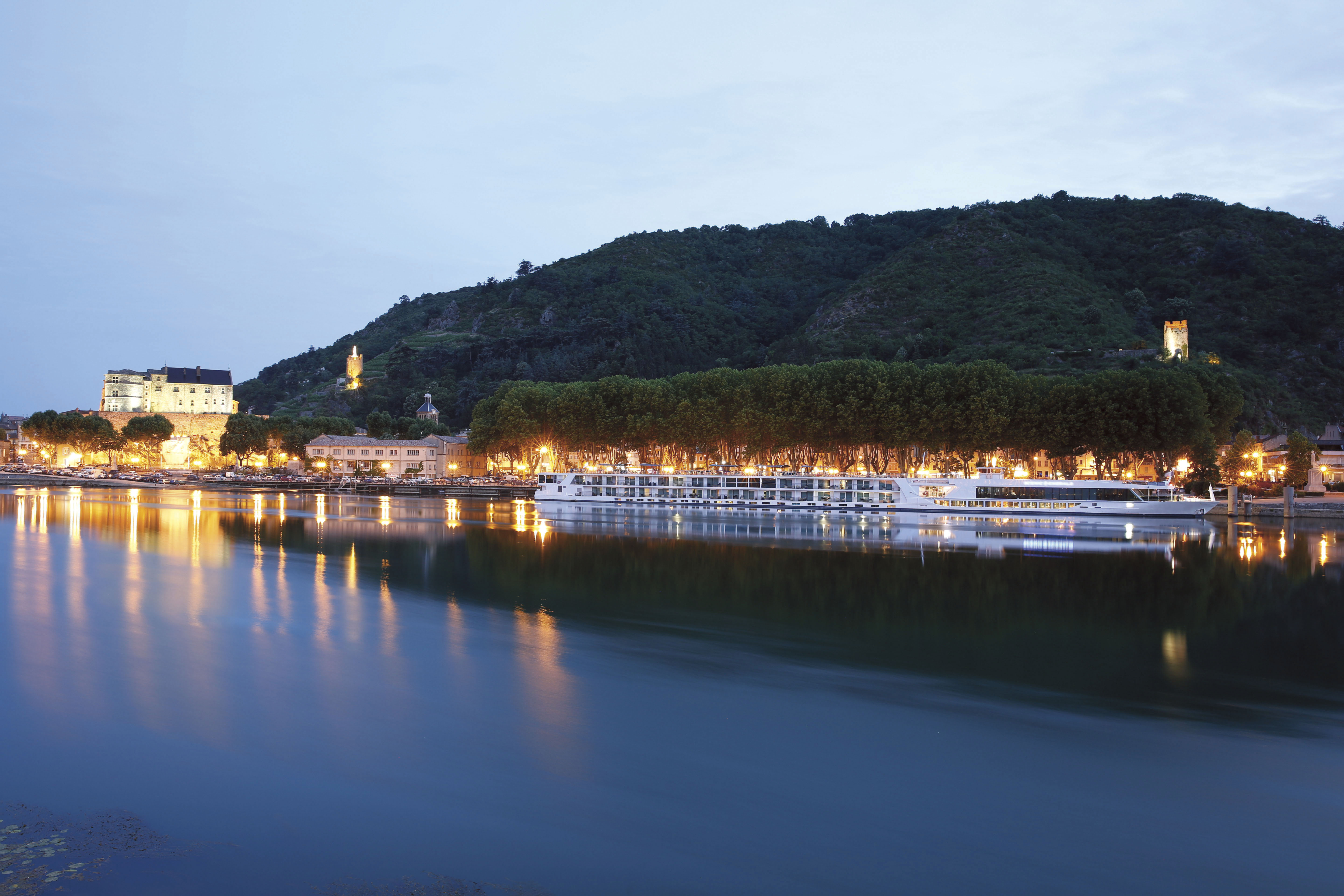 Current location for Scenic Sapphire