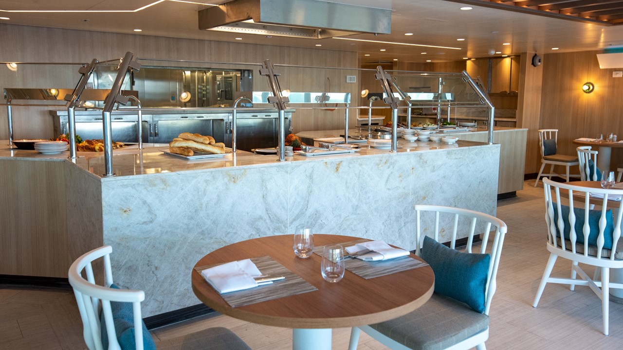 At the Veranda you can have breakfast and lunch