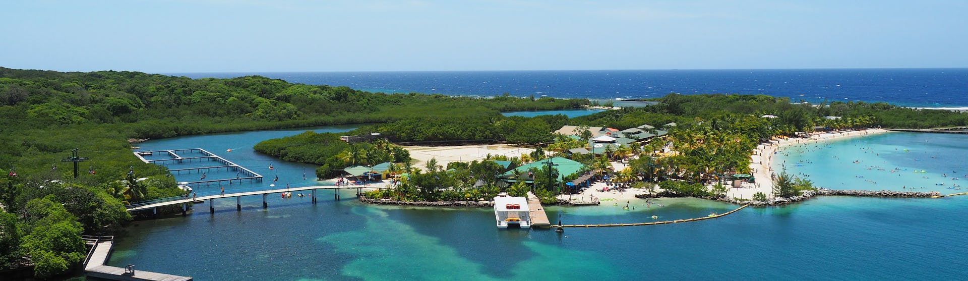Mahogany Bay, Roatán