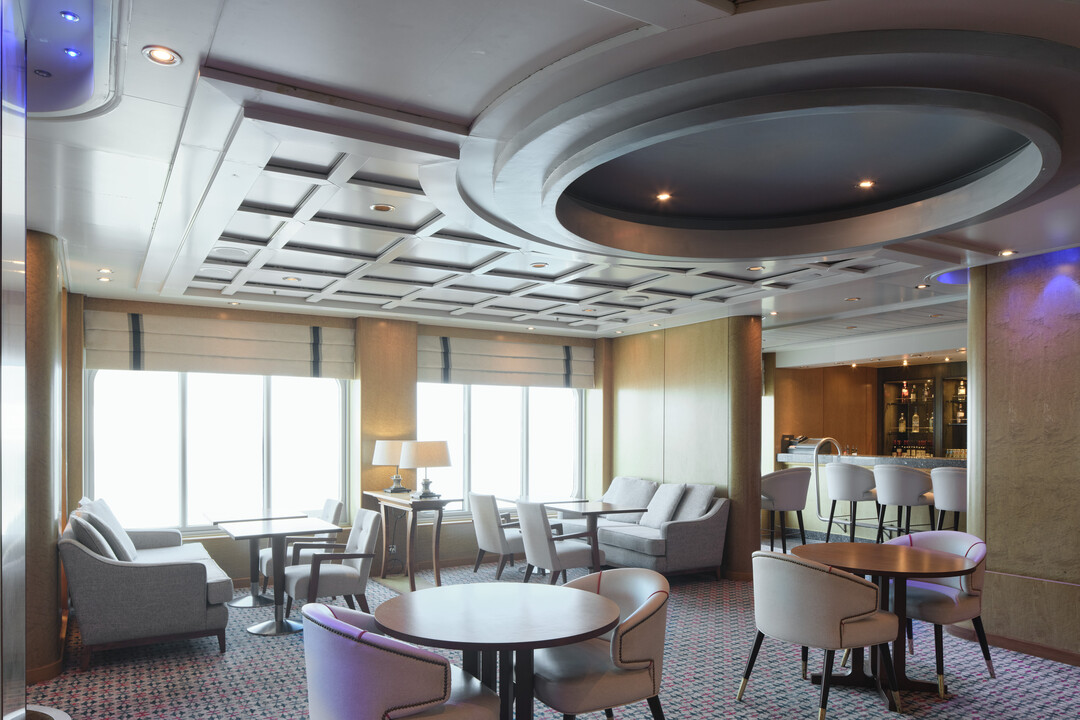 Intermezzo is a stylish and elegant lounge, perfect for a relaxing drink