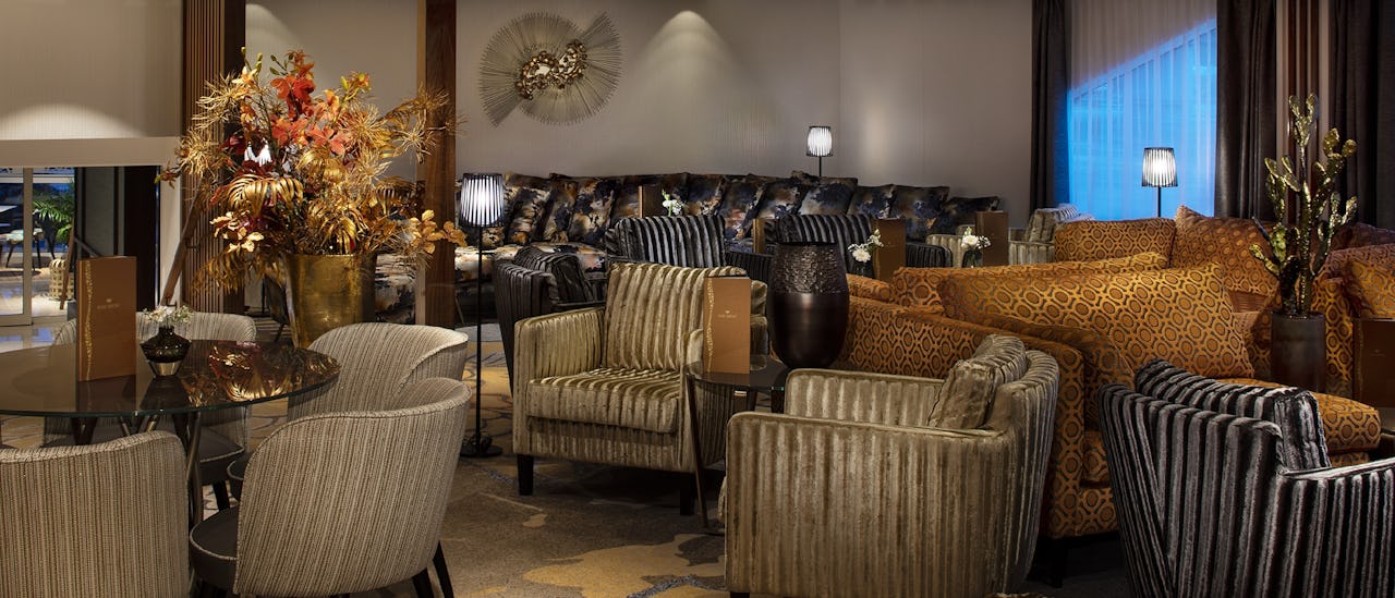 Relax in the lounge