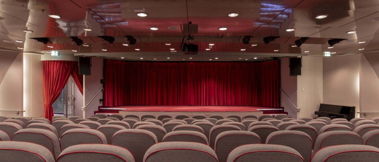 Hollywood Theatre