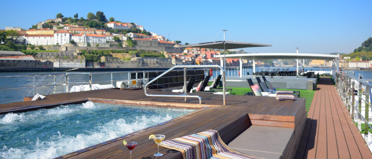 Relax at the sun deck