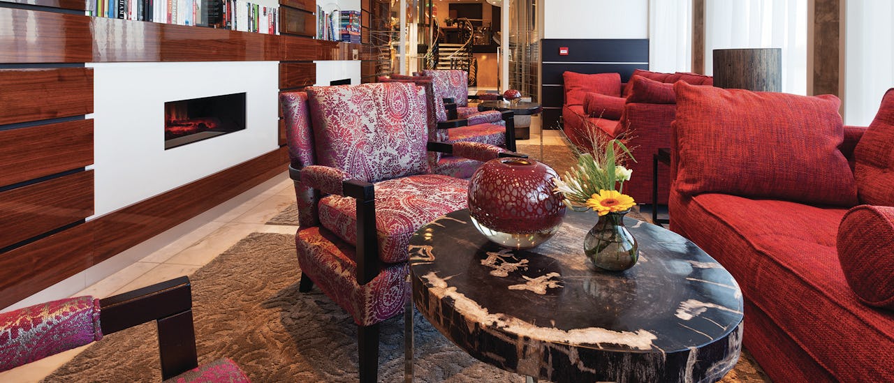 Relax in the lounge
